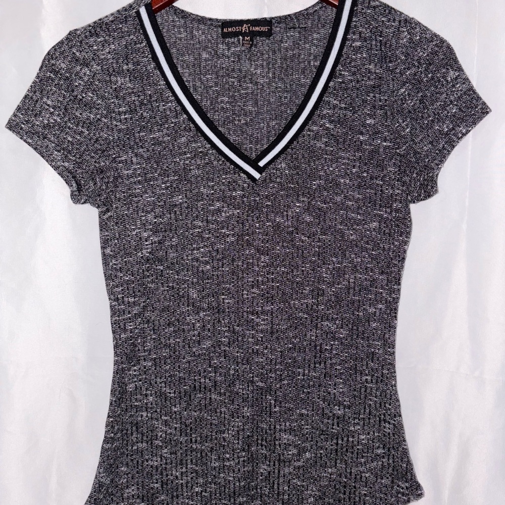 Almost Famous Gray and White Fitted Ribbed T-Shirt